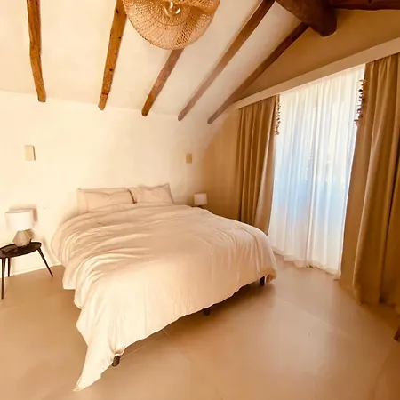 Casa Xuixo In Tenerife South * Guía de Isora