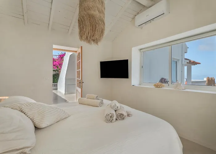 Casa Xuixo In Tenerife South *