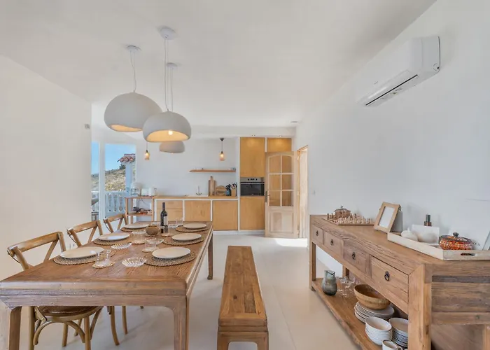 Casa Xuixo In Tenerife South * Guía de Isora